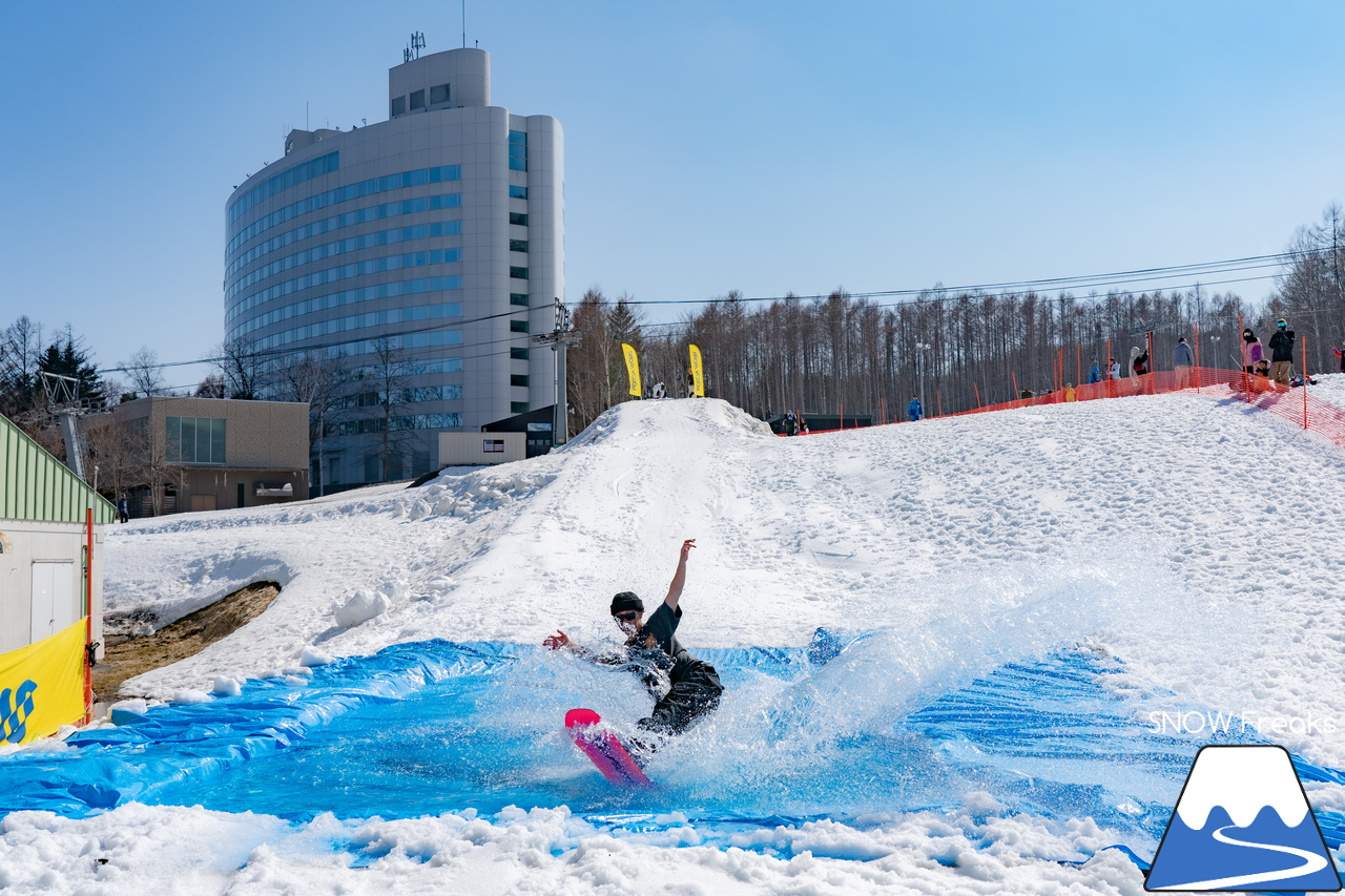 富良野スキー場｜春は楽しいイベントが盛りだくさん！世界で活躍するアスリートと一緒に『Snow Action 2023』＆ 第10回池渡り『Pond Skimming』レポート♪